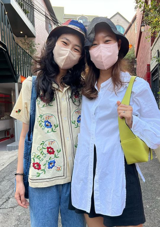 공효진X정호연, 이렇게 보니 자매 같네…스타일까지 똑 닮은 싱크로율