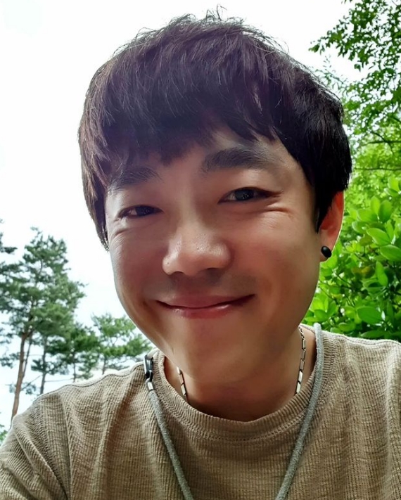 송백경, '1세대 대표 아이돌' 대리작곡 2차 폭로…"찔리지? 착하게 살아라"