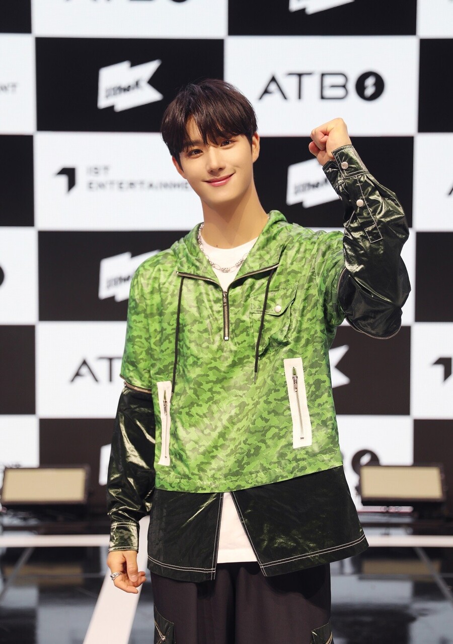 [단독]음방 첫 1위 후보인데…ATBO, 정승환 코로나19 확진→녹화 긴급취소