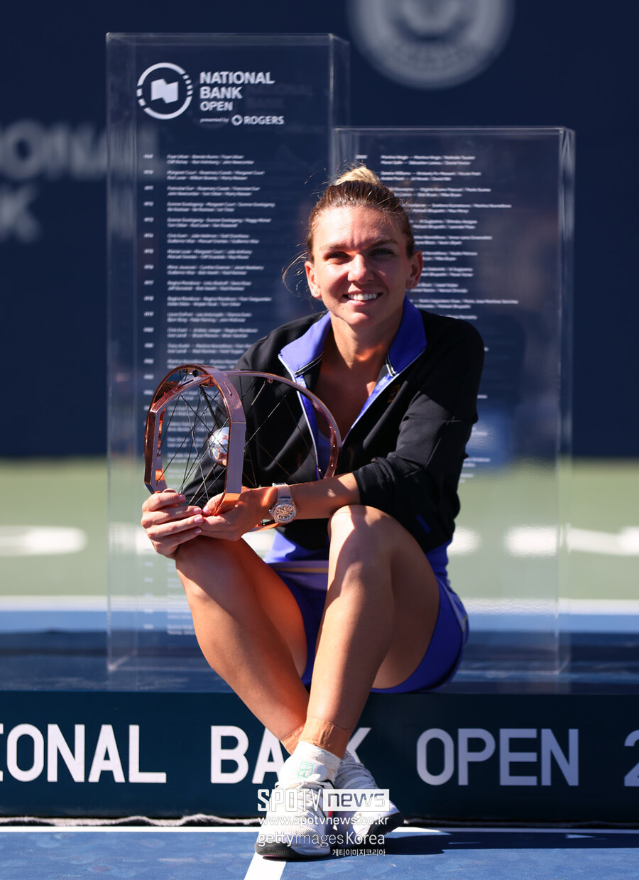 ▲ 2022 WTA 투어 내셔널 뱅크 오픈에서 우승한 시모나 할렙