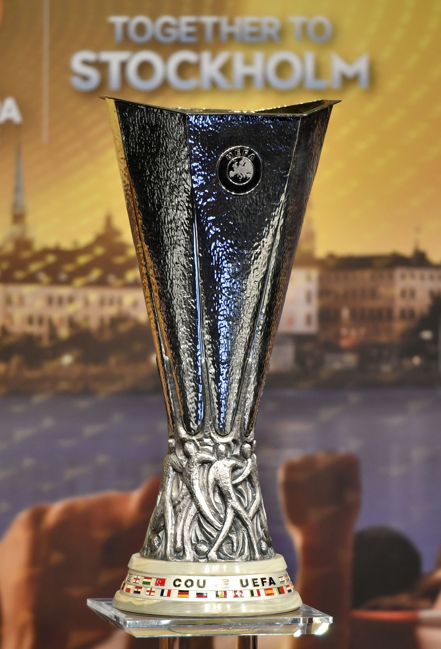 ▲ UEFA 유로파리그 우승 트로피 ⓒUEFA SNS