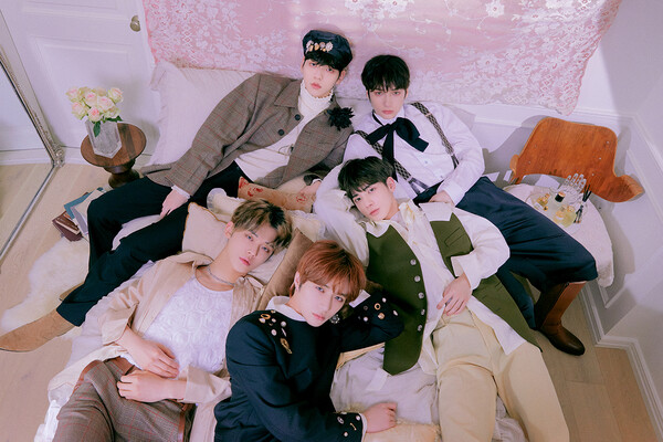 투모로우바이투게더, 日 싱글 수록곡으로 日 라인뮤직 사흘 연속 1위