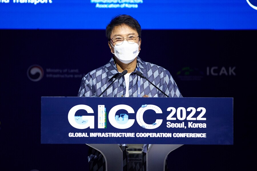 이수만 "韓, 휴머니티와 창조성의 나라, 미래 도시 구축할 수 있길" GICC 찬조 연설