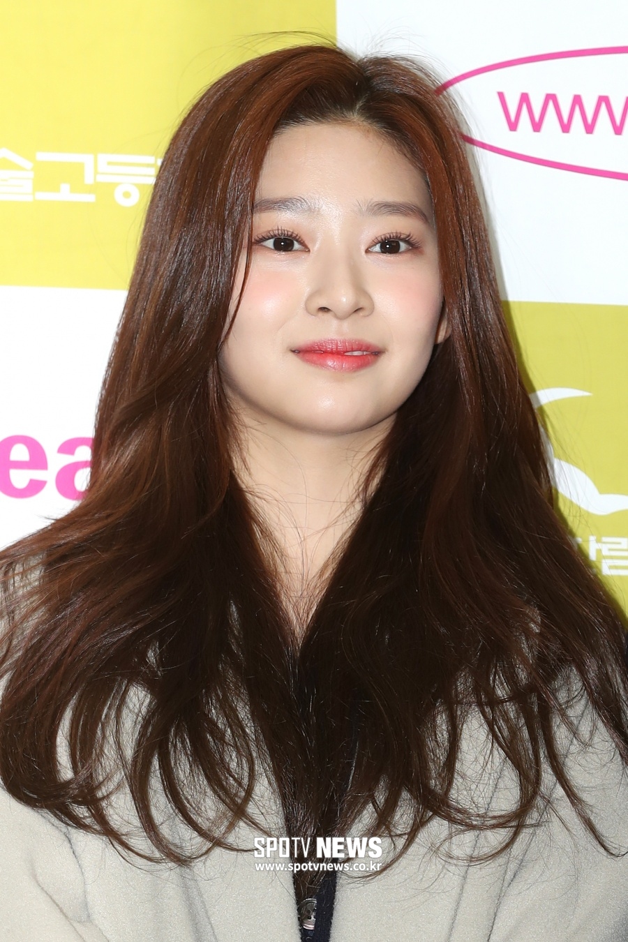 아이즈원 출신 김민주, 전도연·수지와 한솥밥…매니지먼트 숲 전속계약[공식]