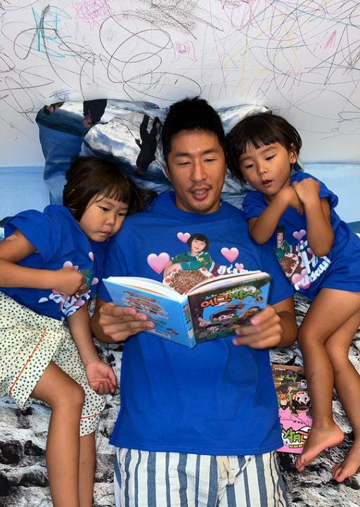 ▲ 마이큐와 김나영의 두 아들. 출처| 마이큐 인스타그램