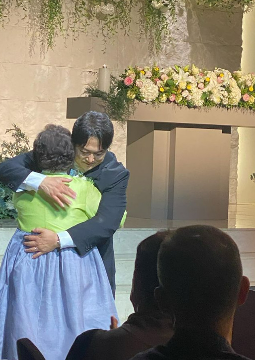 '53살 신랑' 김찬우, 장동건→에바 축하 속 결혼…"아들 둘 기대"