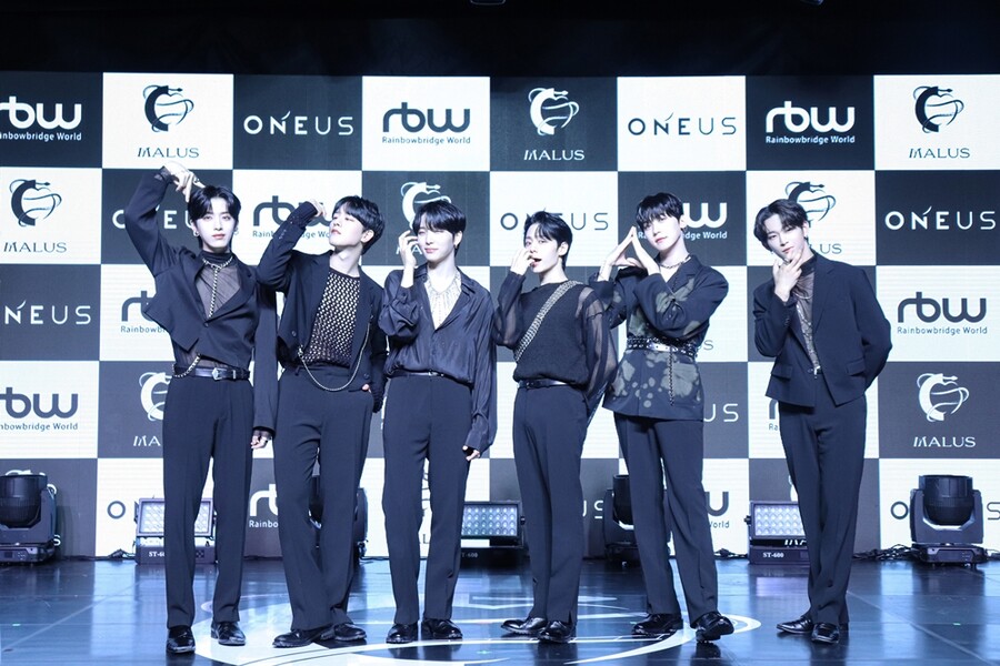 ▲ 원어스. 제공| RBW