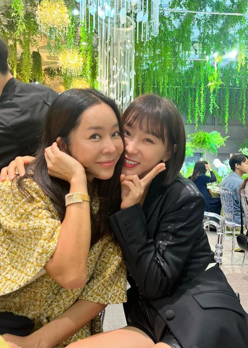 ▲ 이혜영(왼쪽)과 이지혜. 출처| 이지혜 인스타그램