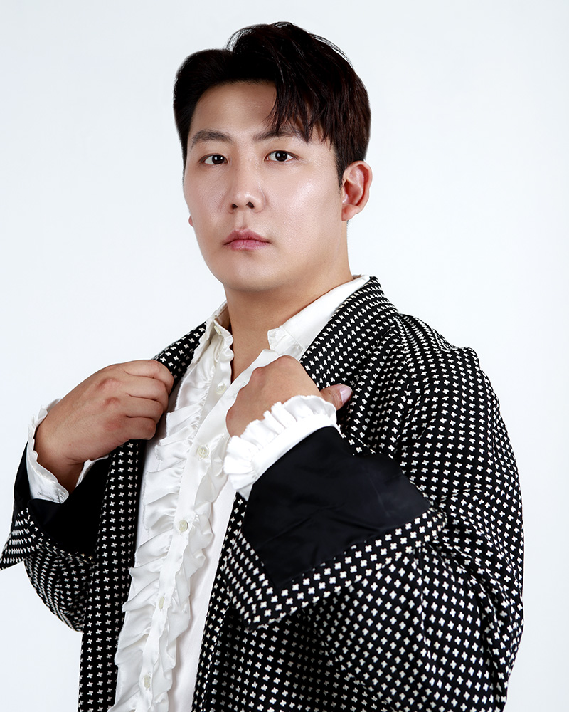 부활 보컬 출신 김동명, 모코이엔티 전속계약 "하반기 트로트 오디션 도전"[공식]