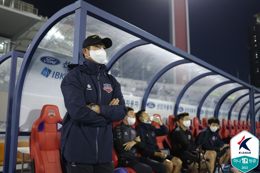 ▲ 김도균 수원FC 감독. ⓒ한국프로축구연맹