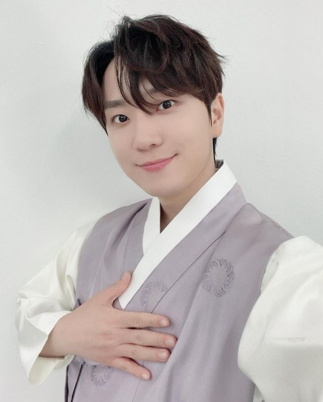▲ 크로스오버 그룹 포레스텔라 멤버 고우림. 출처| 고우림 인스타그램
