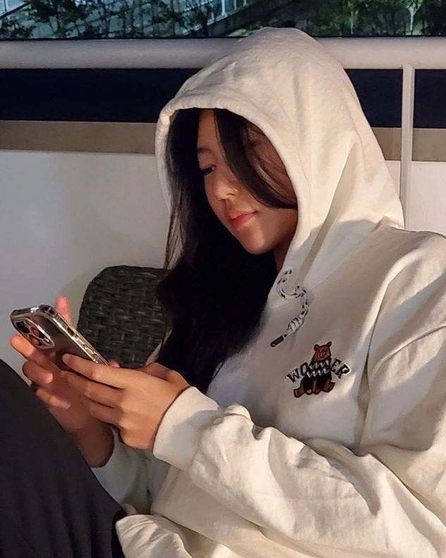 '16살' 송지아, 발그레 야식 사진에 '랜선 이모들 '깜짝''