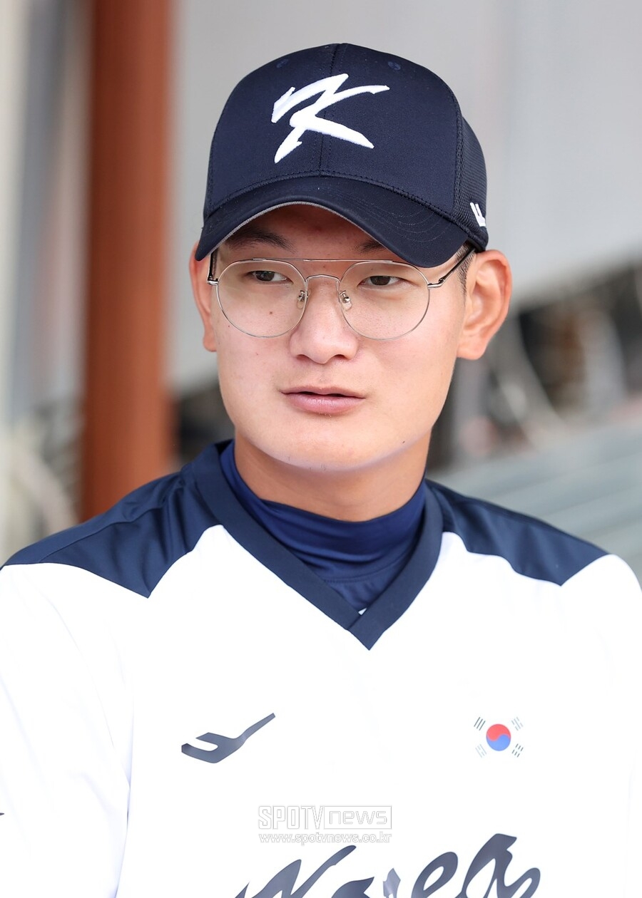 ▲ 서울고 3학년 우완투수 김서현이 15일 열린 2023년도 KBO 신인 드래프트에서 한화의 전체 1순위 지명을 받았다. ⓒ곽혜미 기자