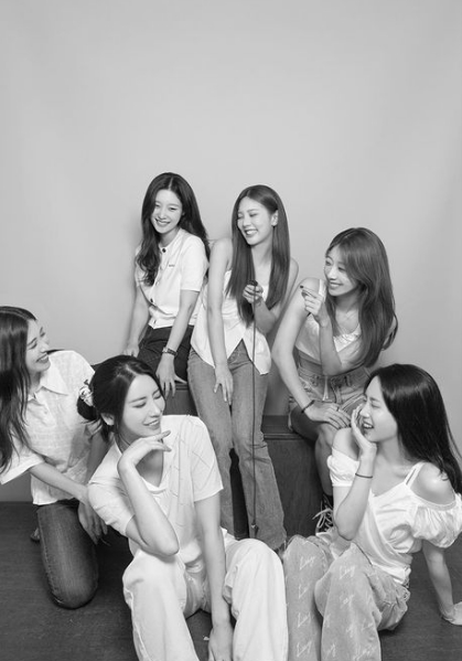 다이아, 17일 7년 활동 마무리…정채연 쇄골 골절 부상→마지막 음방 취소