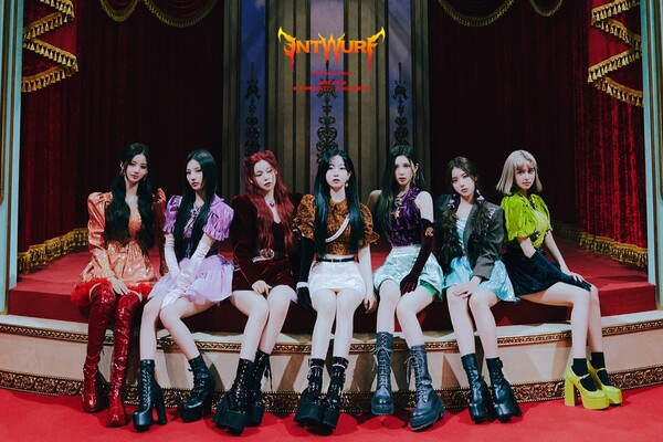 ▲ 새 싱글 '엔트워프'로 돌아오는 엔믹스. 제공|JYP엔터테인먼트
