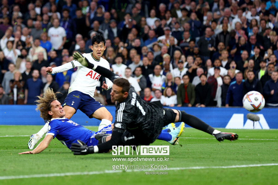 ▲ 손흥민이 18일 레스터시티전에서 해트트릭을 터트렸다