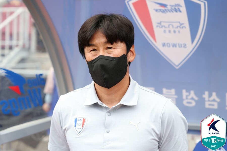 ▲ 이병근 수원 감독. ⓒ한국프로축구연맹