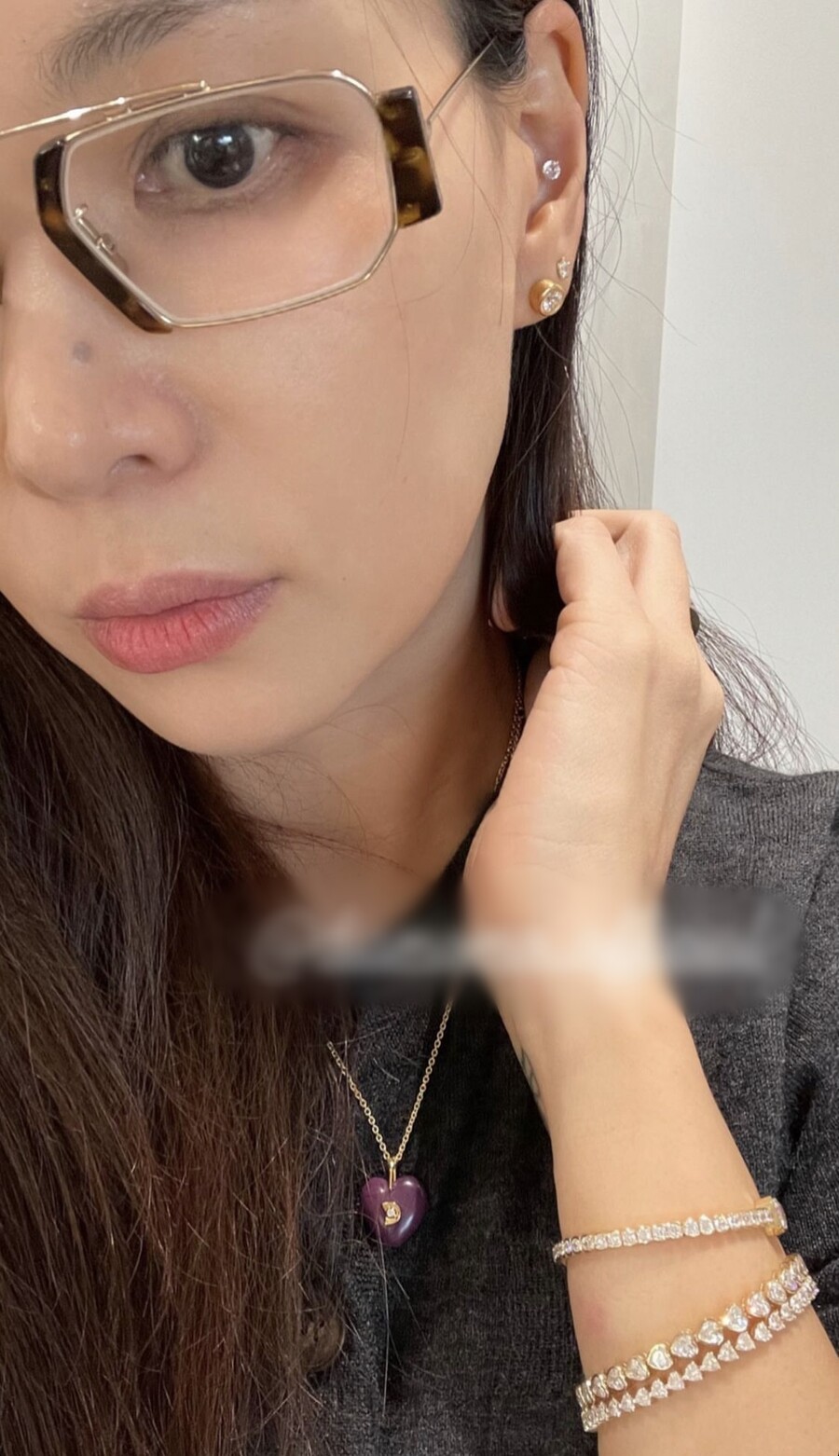 고소영, 초근접 '얼빡샷'도 소용없네…여신미모는 굴욕 불가