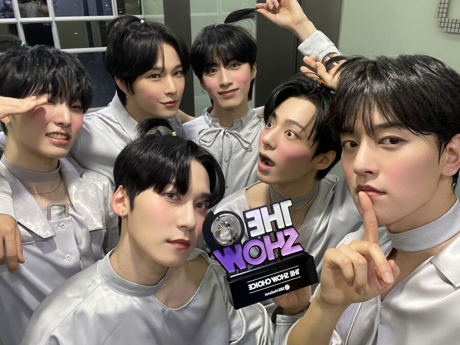 ▲ 원어스. 제공| RBW