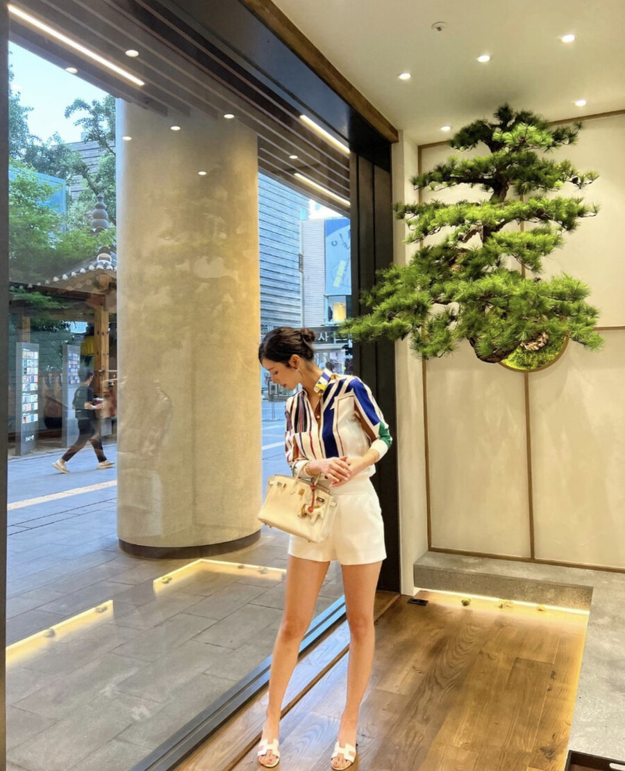▲ 야옹이 작가. 출처| 야옹이 작가 인스타그램