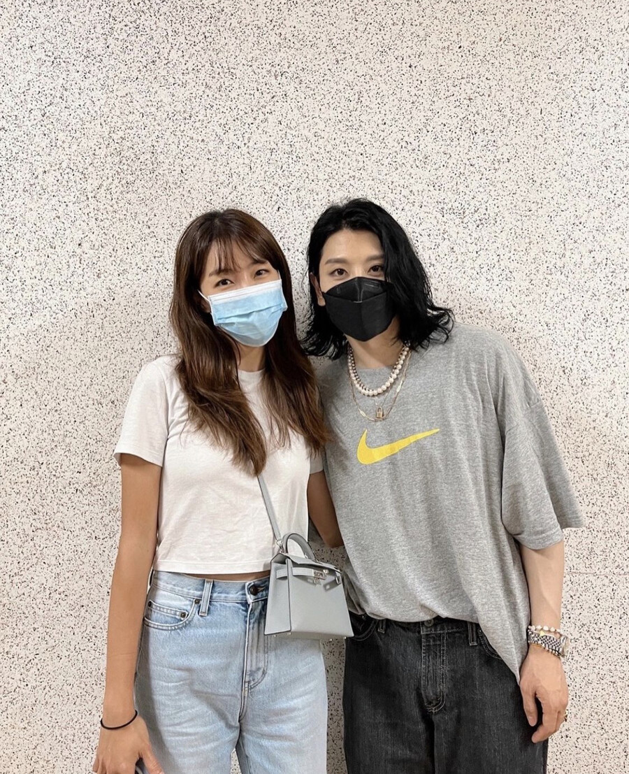 ▲ 출처|김이나 인스타그램