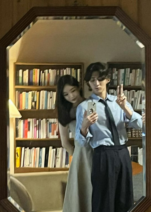 "사귀어라 제발" 결혼하라고 난리난 강민경X최정훈 투샷…대체 어쨌기에