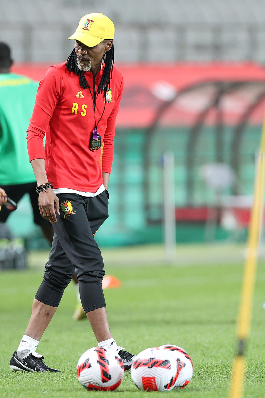 ▲  카메룬 축구대표팀의 리고베르 송 감독ⓒ연합뉴스