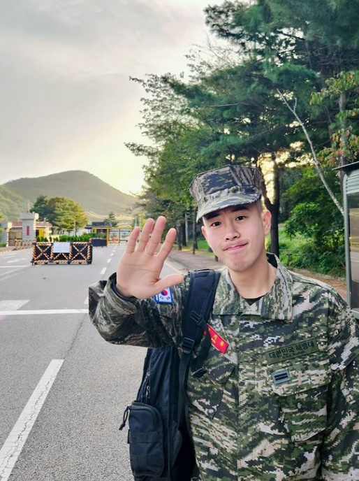 ▲ 출처| 아티스트컴퍼니 공식 인스타그램