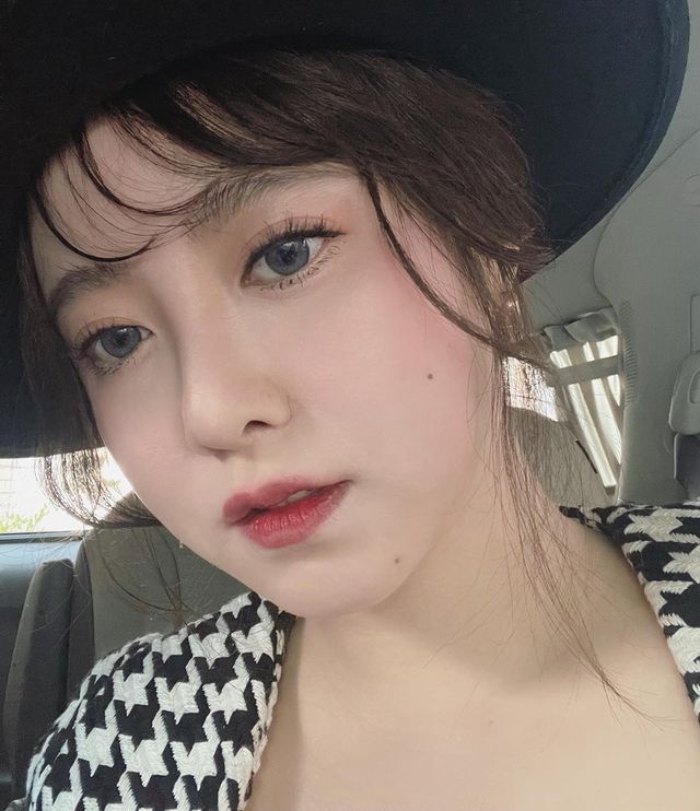 구혜선, 셀카 실력 남다르네…이게 바로 원조 얼짱 각도