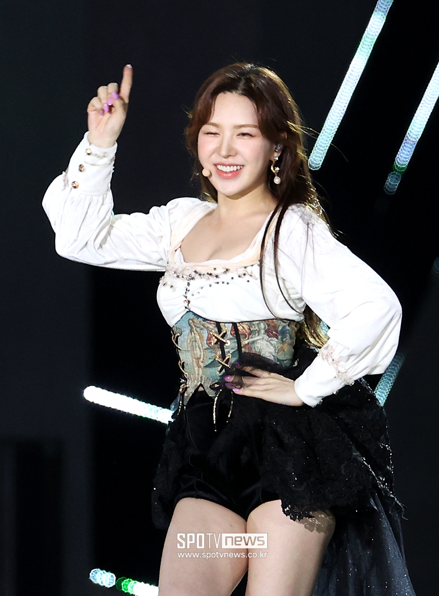 레드벨벳 웬디, 슬기 솔로 데뷔 위해 안대 투혼 "다래끼 났다"