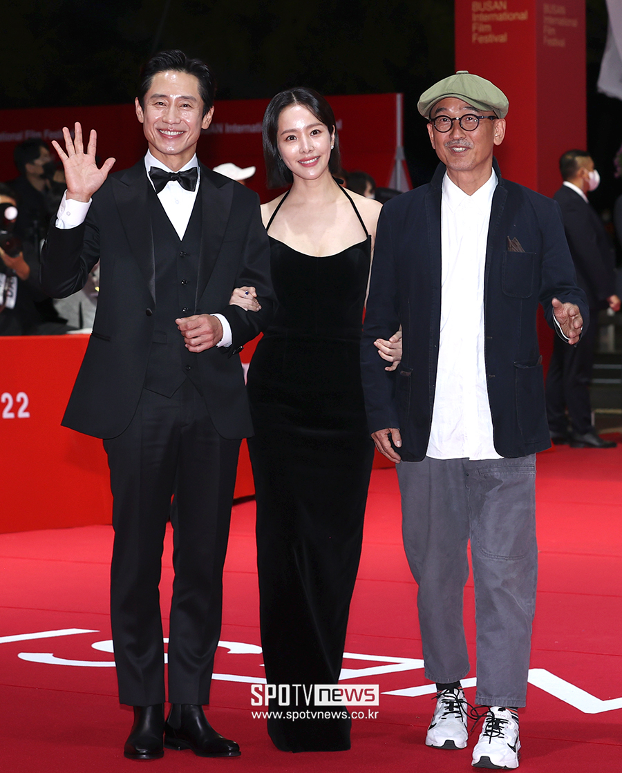 ▲ 신하균 한지민 이준익 감독 ⓒ곽혜미 기자