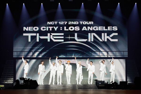 ▲ 지난 6일 미국 LA에서 월드투어 공연을 벌인 NCT 127. 제공|SM엔터테인먼트