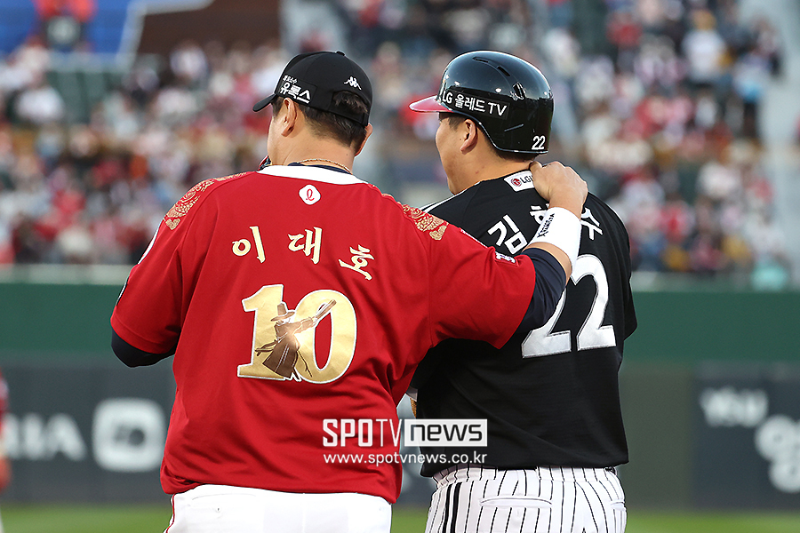 ▲ 이대호 김현수 ⓒ곽혜미 기자