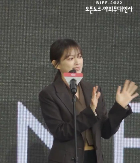 ▲ 앵커 정지연 감독, 천우희. 출처ㅣ네이버 나우 캡처