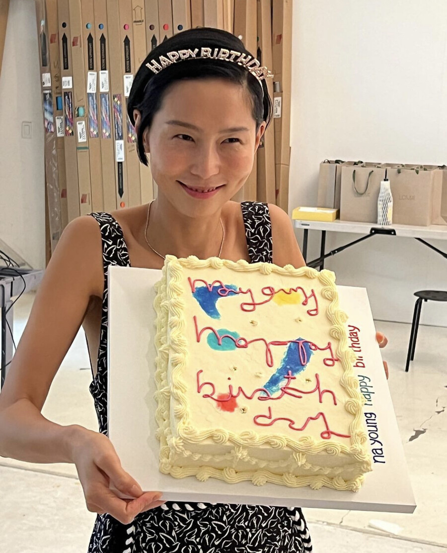 ‘99억 건물주’ 김나영, ♥마이큐와 생일파티 “사랑하고 또 사랑해”