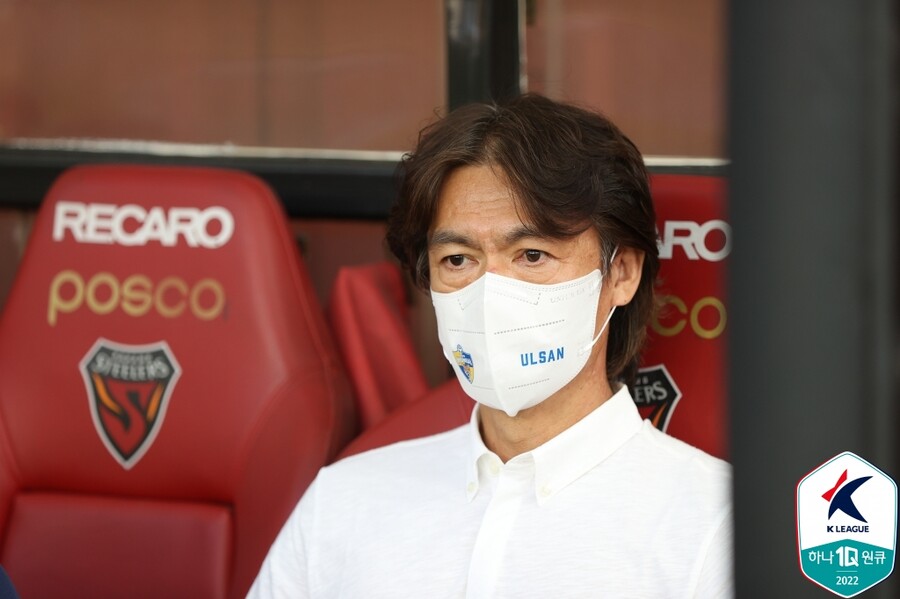 ▲ 홍명보 감독이 포항 스틸러스 원정길에서 우승을 확정하려고 한다 ⓒ한국프로축구연맹