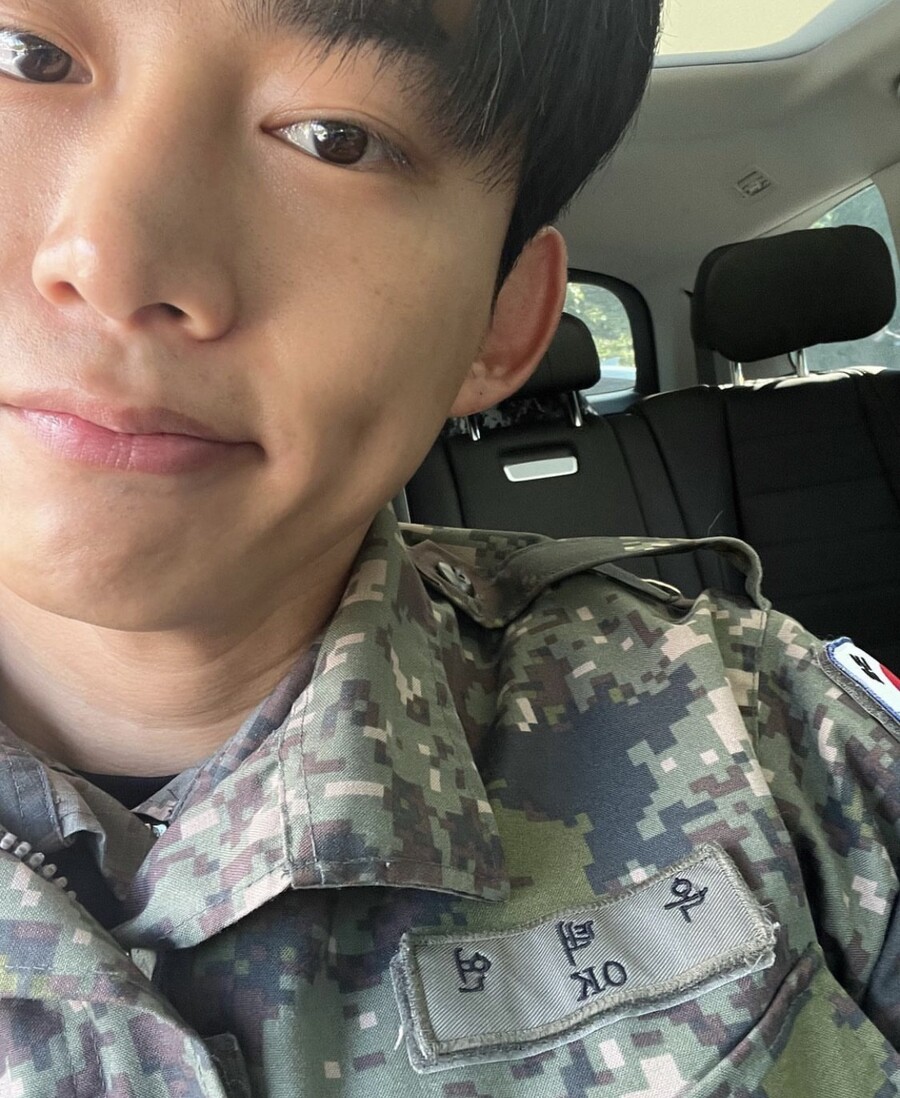 ‘美 영주권 포기’ 옥택연, 첫 예비군 훈련 간 ‘캡틴 코리아’