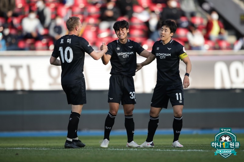 ▲ 홍시후는 프로 데뷔골로 성남FC의 극적인 잔류를 이끌기도 했다. ⓒ한국프로축구연맹