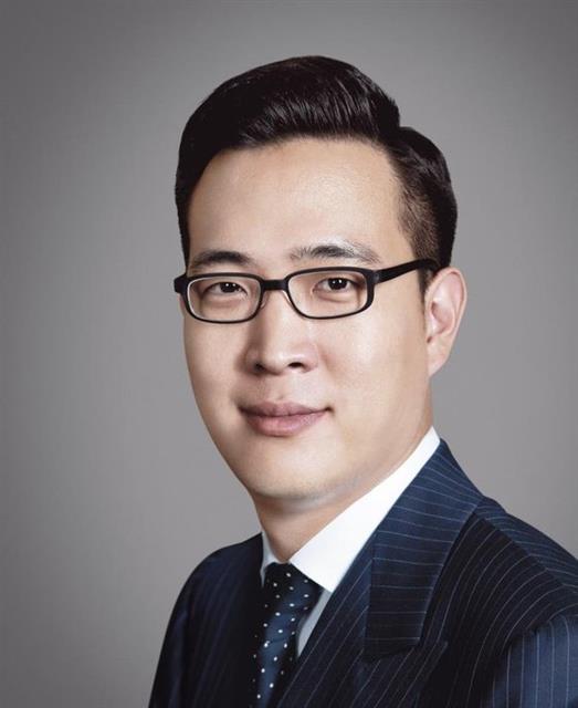한화 3남 김동선 상무, 2살 연상 종편기자 출신과 '극비 결혼'