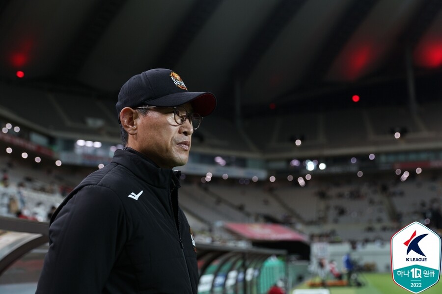 ▲ 안익수 감독. ⓒ한국프로축구연맹