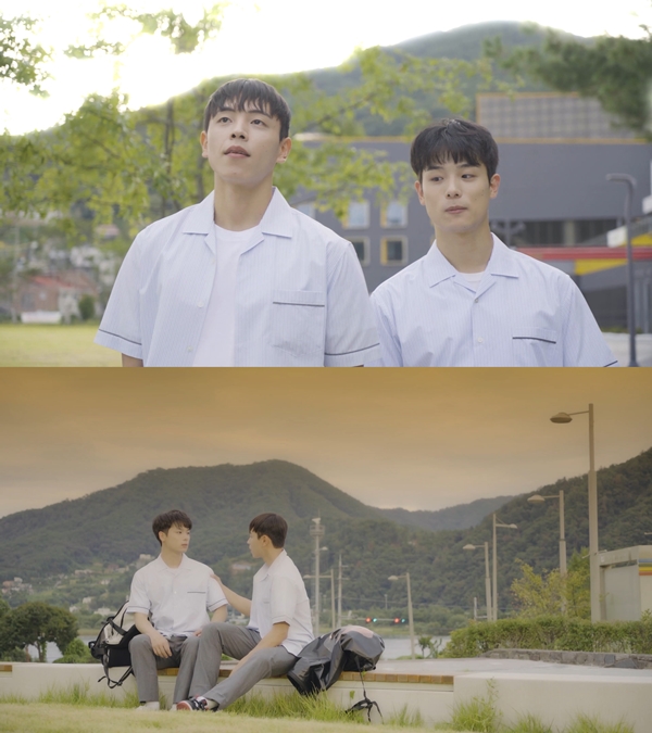 ▲ 글로벌 프로젝트 '러브 이즈 라잇' 뮤직비디오 티저. 제공|㈜일공이팔, 스페셜원메이커스