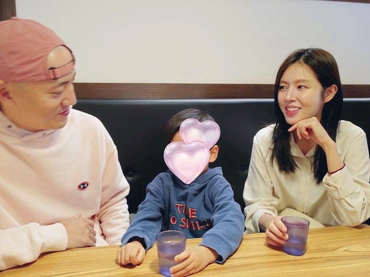 ▲ 박서원 전 대표(왼쪽), 조수애. 출처ㅣ조수애 인스타그램