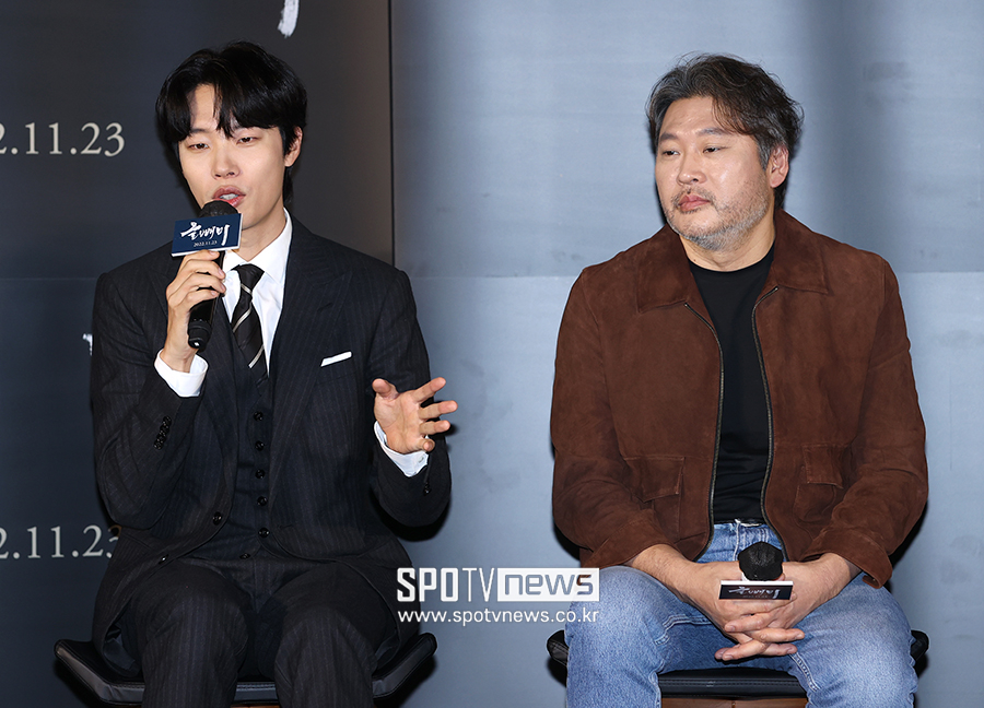 ▲ 류준열 최무성 ⓒ곽혜미 기자