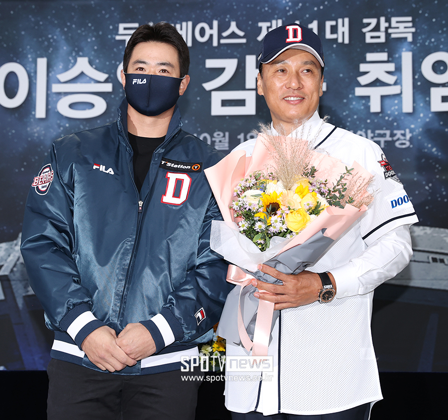 ▲ 이승엽 감독 김재환 ⓒ곽혜미 기자