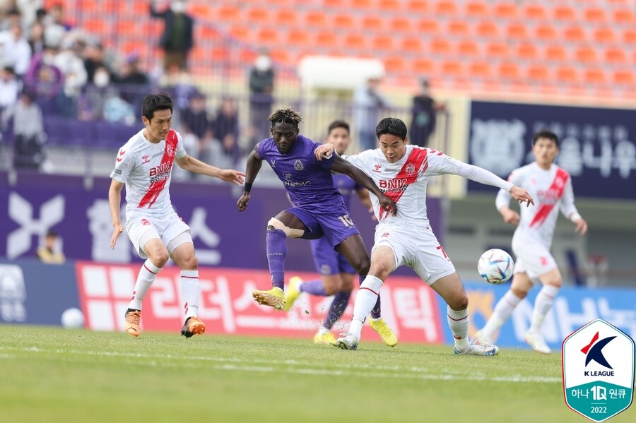▲ FC안양이 승강 플레이오프 티켓을 잡았다. ⓒ한국프로축구연맹