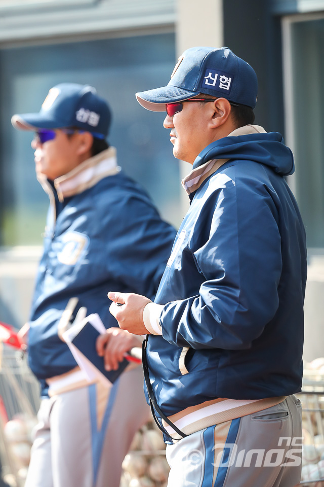 [공식발표] '강인권호' NC, 손민한-용덕한 등 코치 4명 재계약 불가 통보
