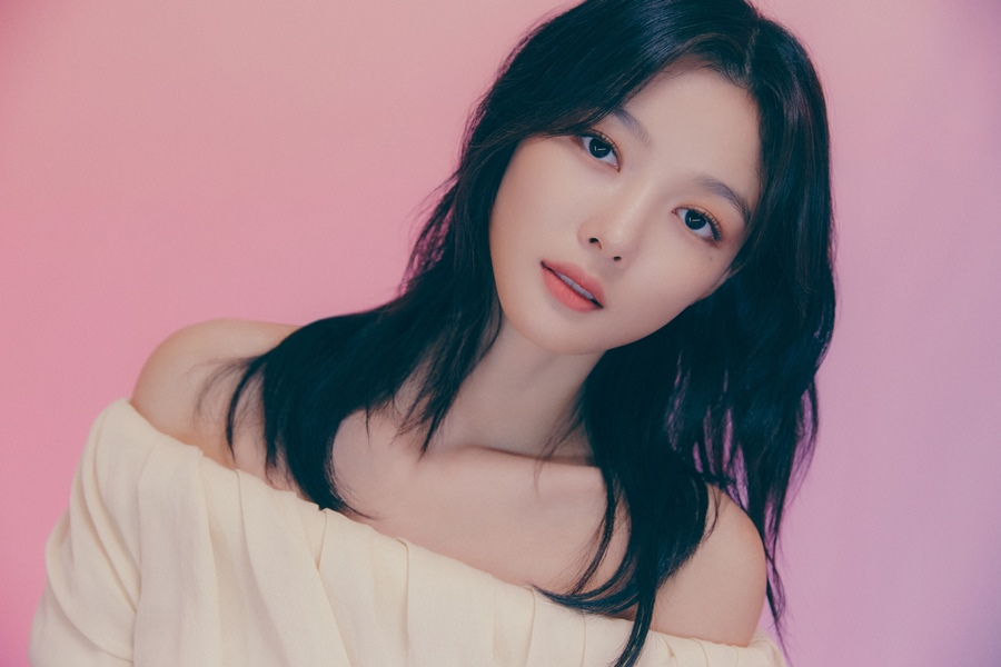 '20세기 소녀' 김유정 "내 첫사랑, 아련하진 않아…사랑보단 일하며 아팠다"[인터뷰S]