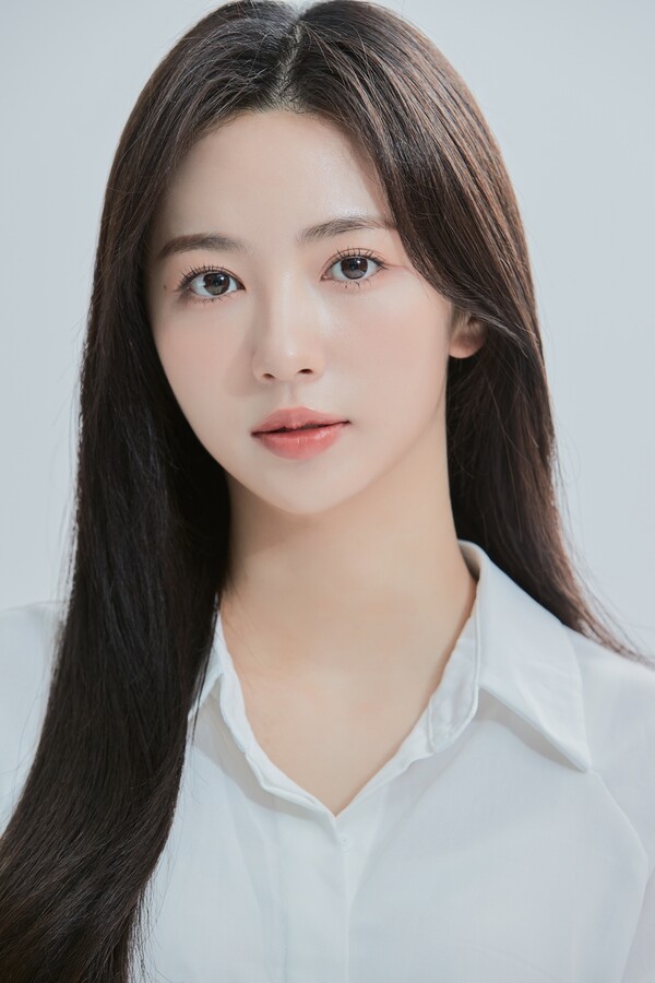 ▲ 웹드라마 '무장해제 로맨스'에 캐스팅된 지원. 그는 이번 드라마를 통해 연기자 성장 가능성을 입증할 것으로 기대를 모은다. 제공|FNC엔터테인먼트