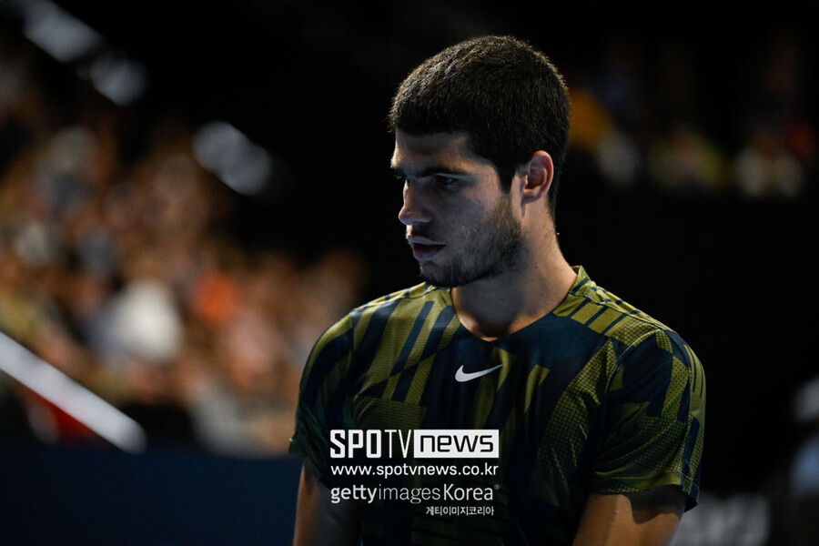 ▲ 2022년 ATP 투어 스위스 인도어 바젤 오픈 단식 4강에서 탈락한 카를로스 알카라스