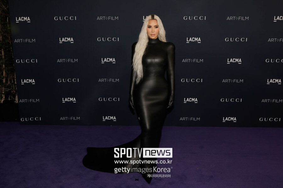 ▲ 사진 왼쪽부터 제 11회 LACMA 아트필름 갈라에 참석한 킴 카다시안. ⓒ게티이미지